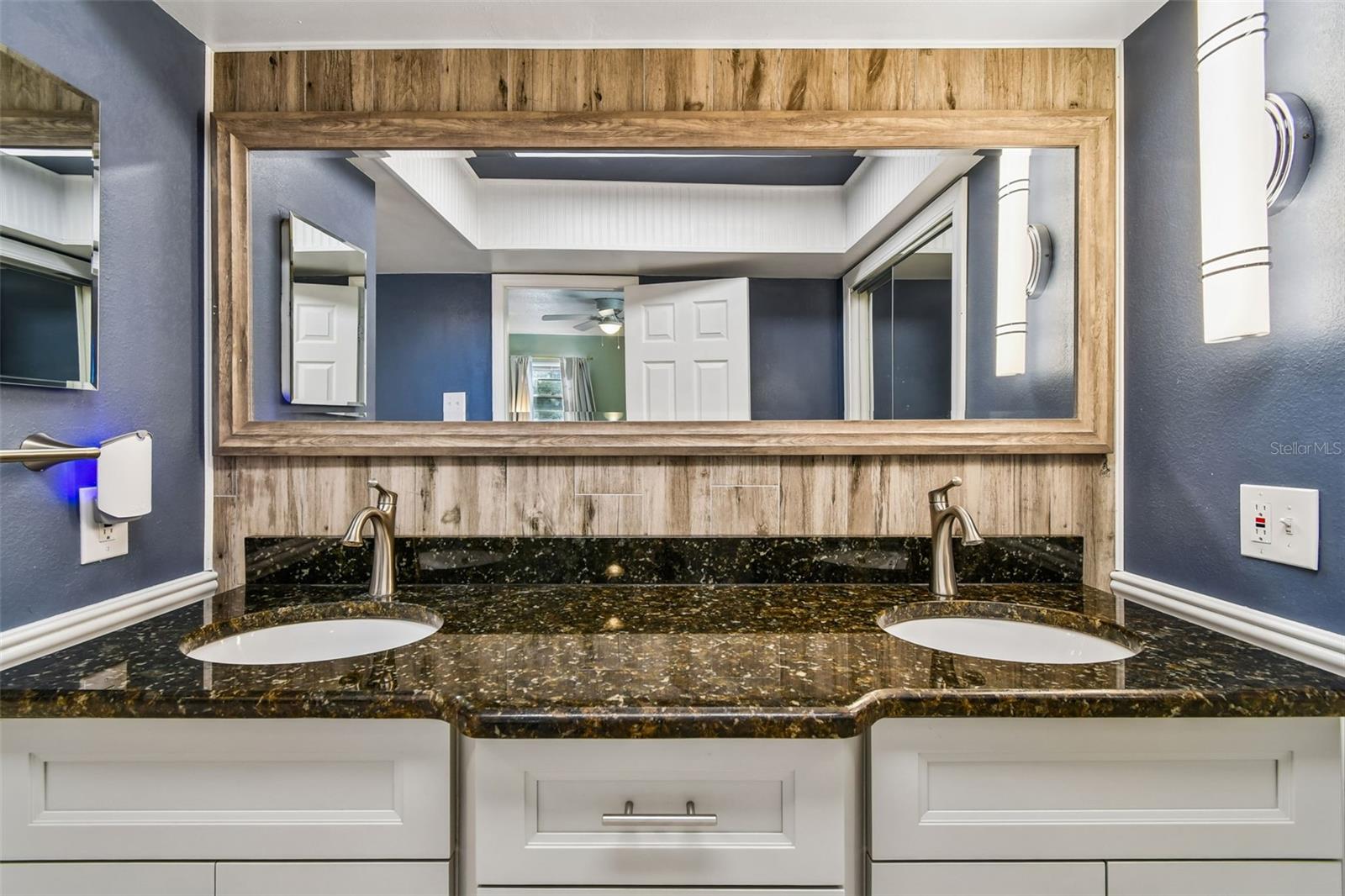 SPRING OAKS UNIT 3 - Residential