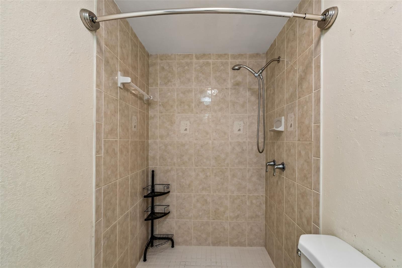 SPRING OAKS UNIT 3 - Residential