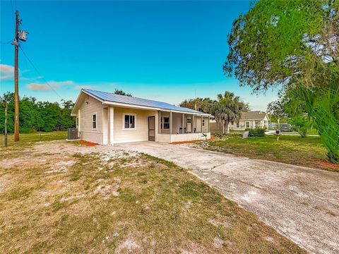 Tiny photo for 38611 Marshall Street, Umatilla, FL 32784 (MLS # V4948967)