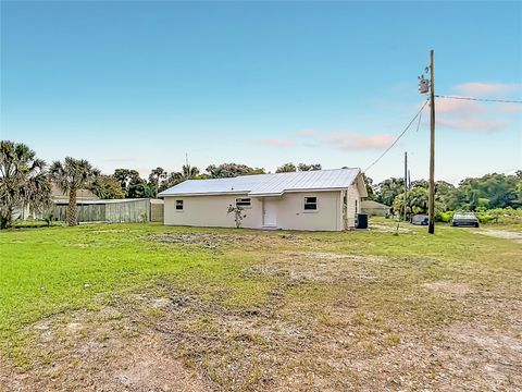 Tiny photo for 38611 Marshall Street, Umatilla, FL 32784 (MLS # V4948967)