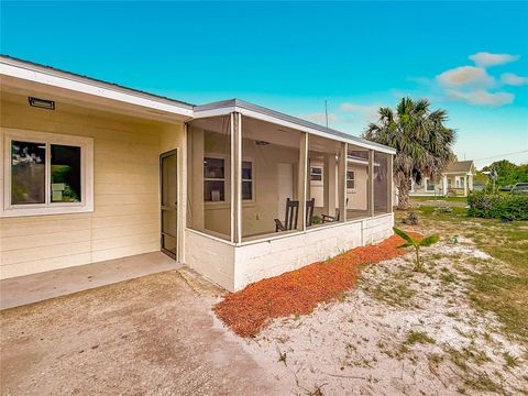 Tiny photo for 38611 Marshall Street, Umatilla, FL 32784 (MLS # V4948967)