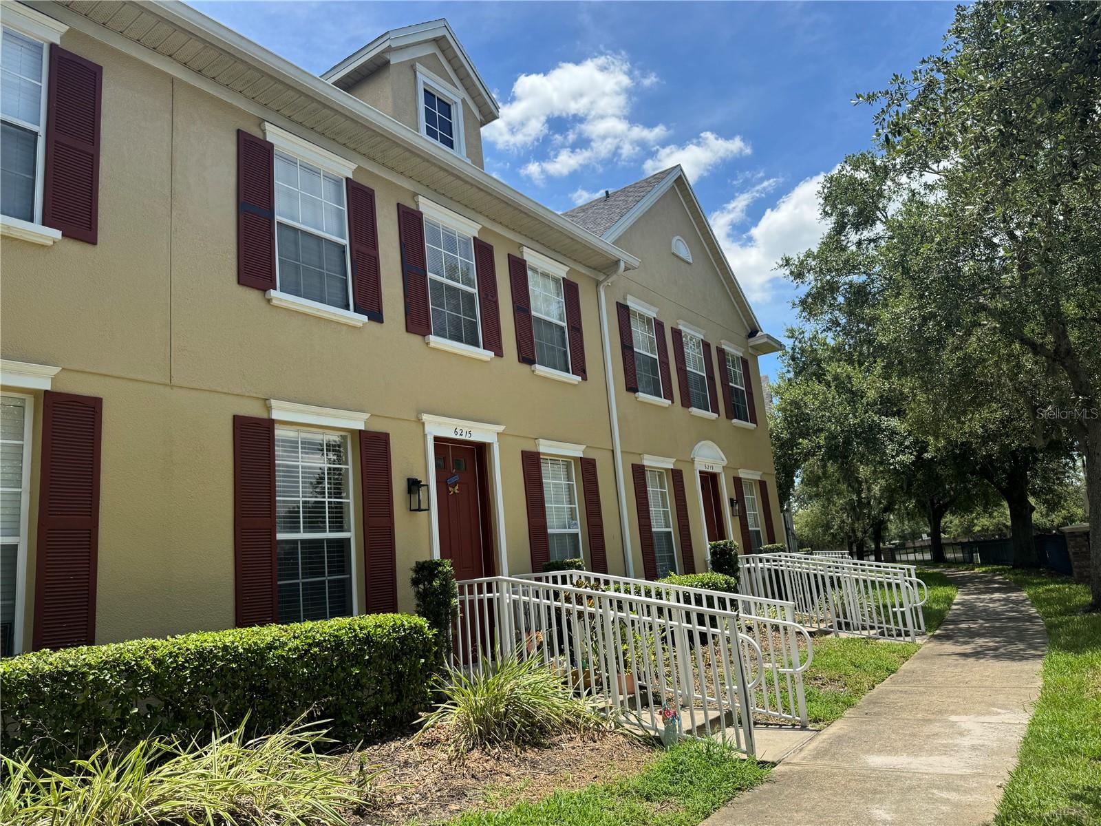 6215 S CHICKASAW TRAIL