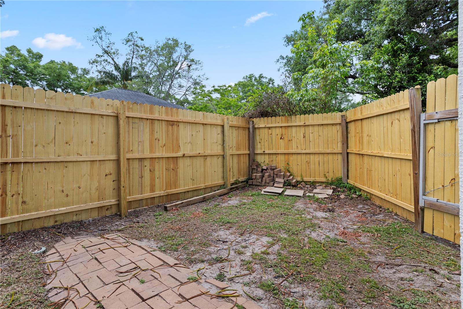 COUNTRY CREEK FOREST EDGE UNIT II - Residential