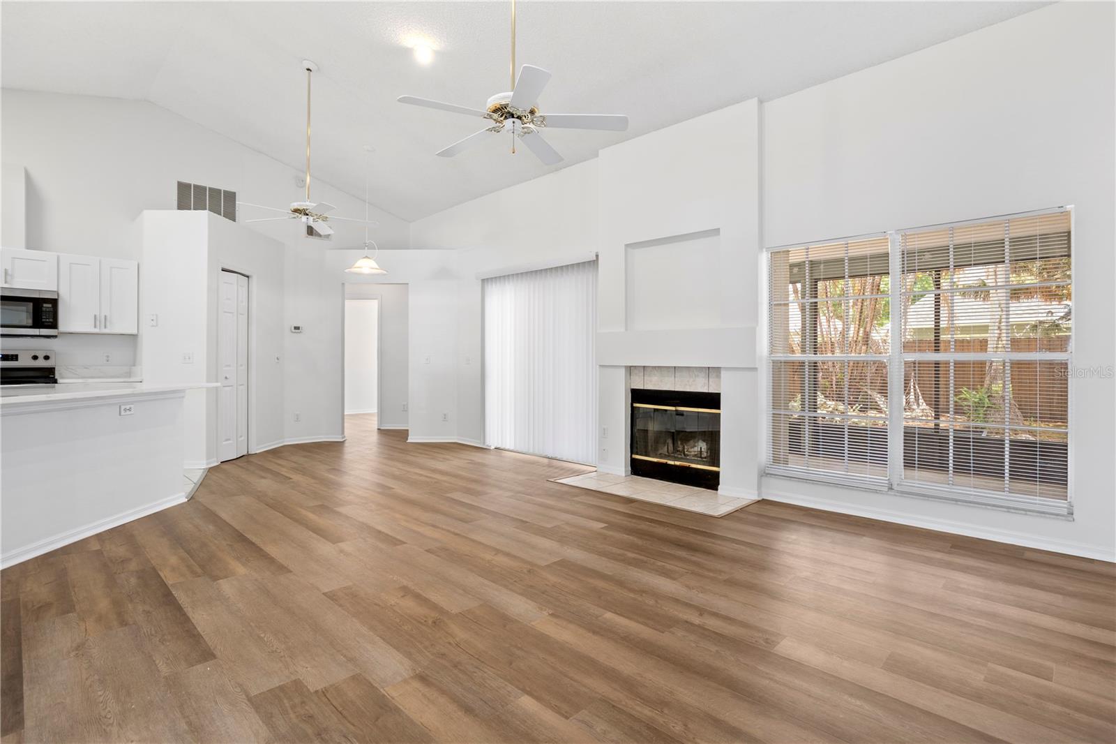 COUNTRY CREEK FOREST EDGE UNIT II - Residential