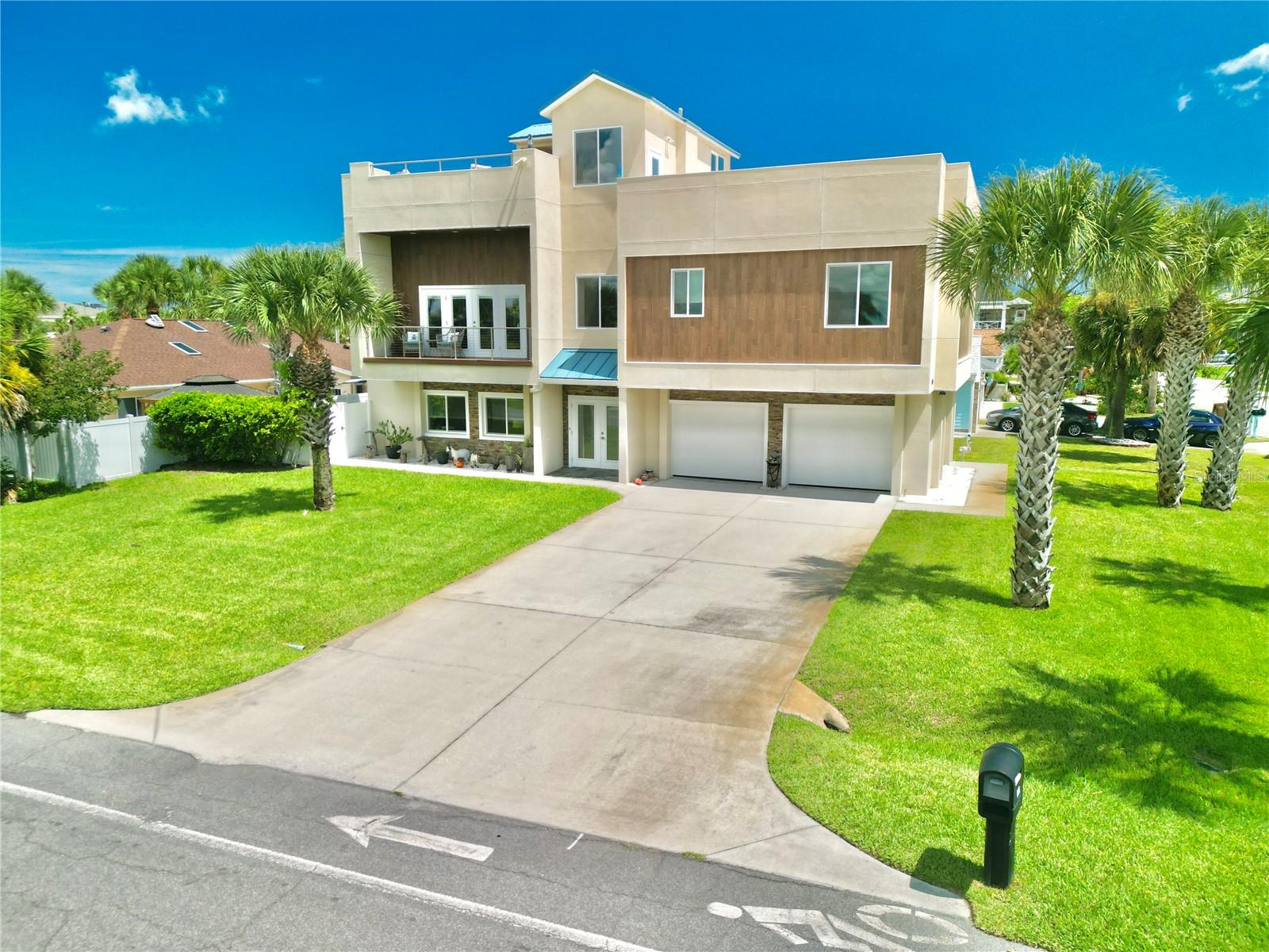 700 N FLAGLER AVENUE