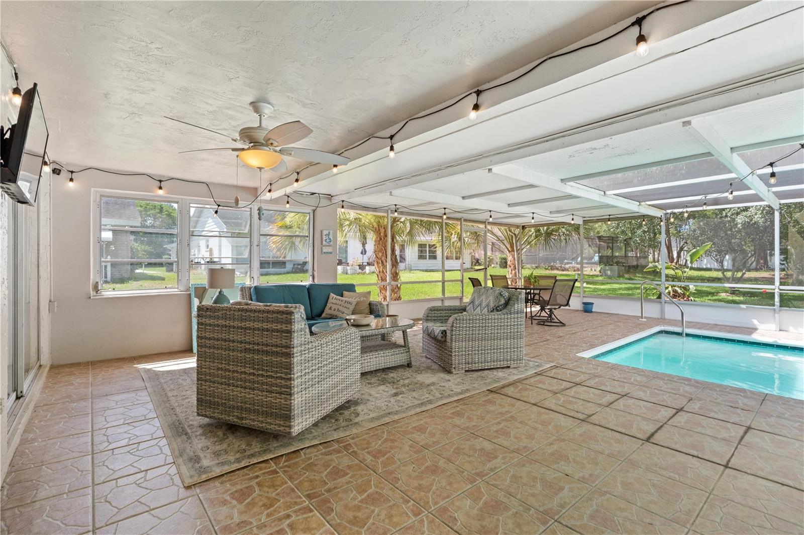 BEACON WOODS VILLAGE - Residential
