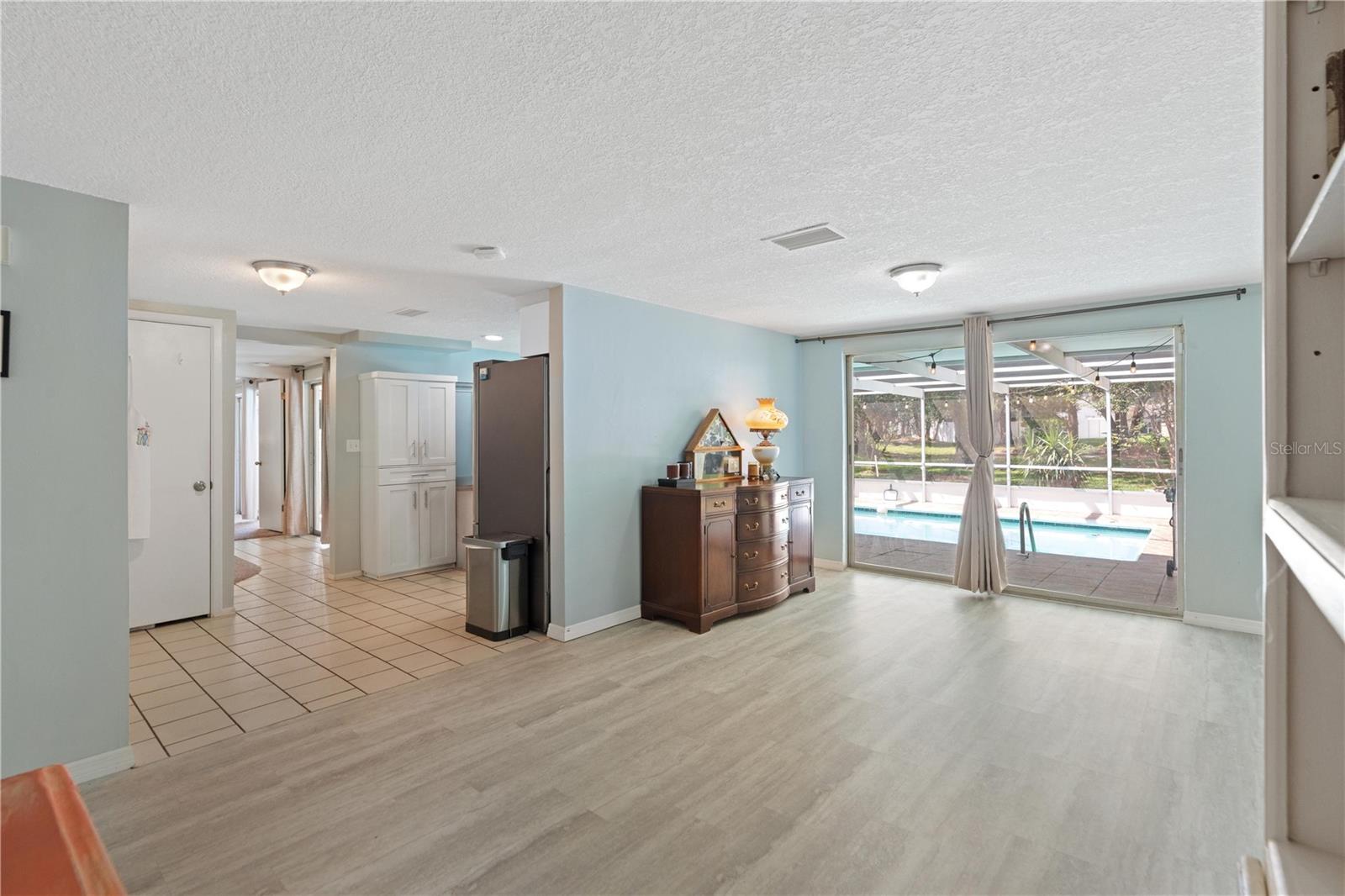 BEACON WOODS VILLAGE - Residential