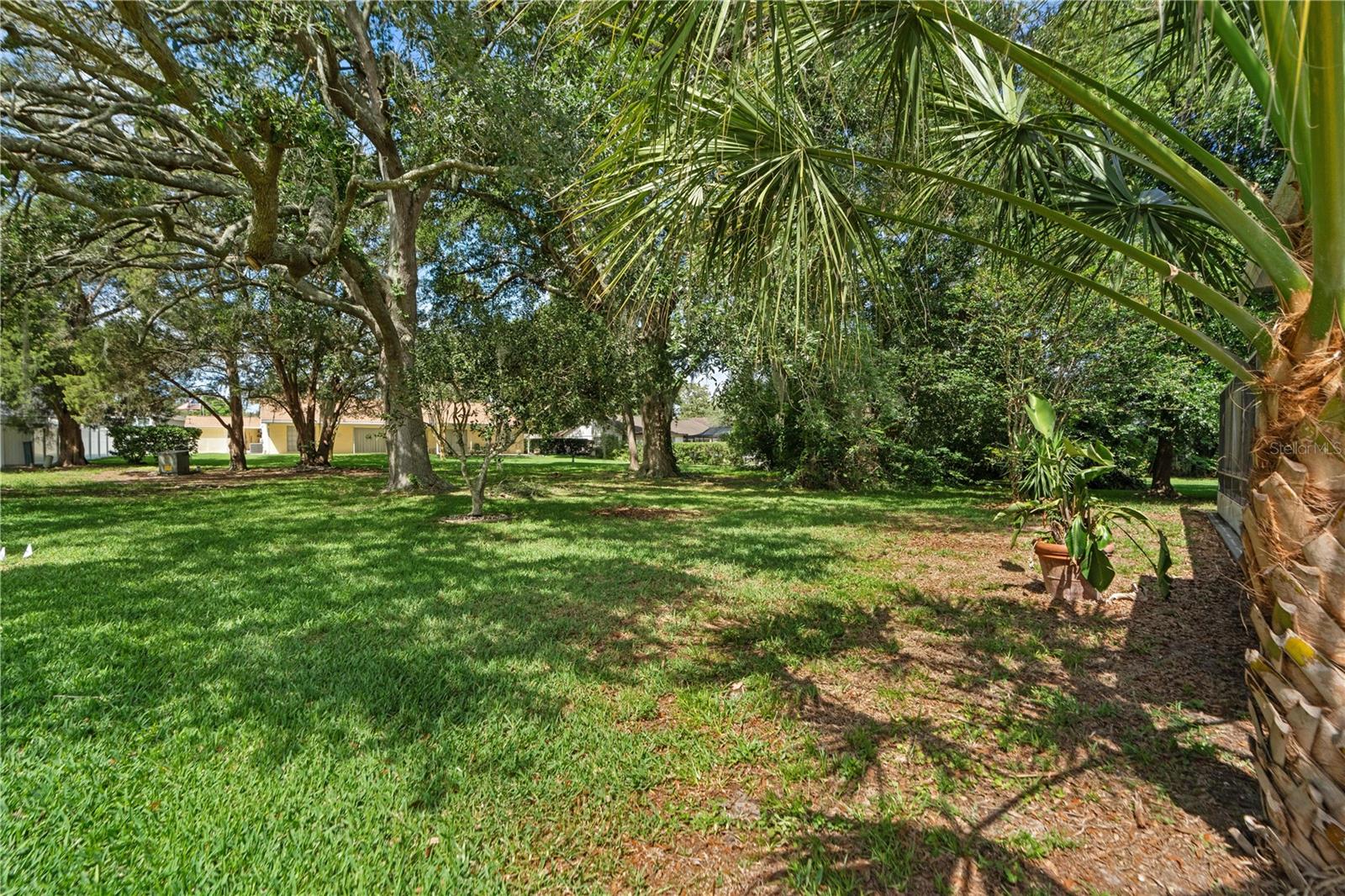 BEACON WOODS VILLAGE - Residential