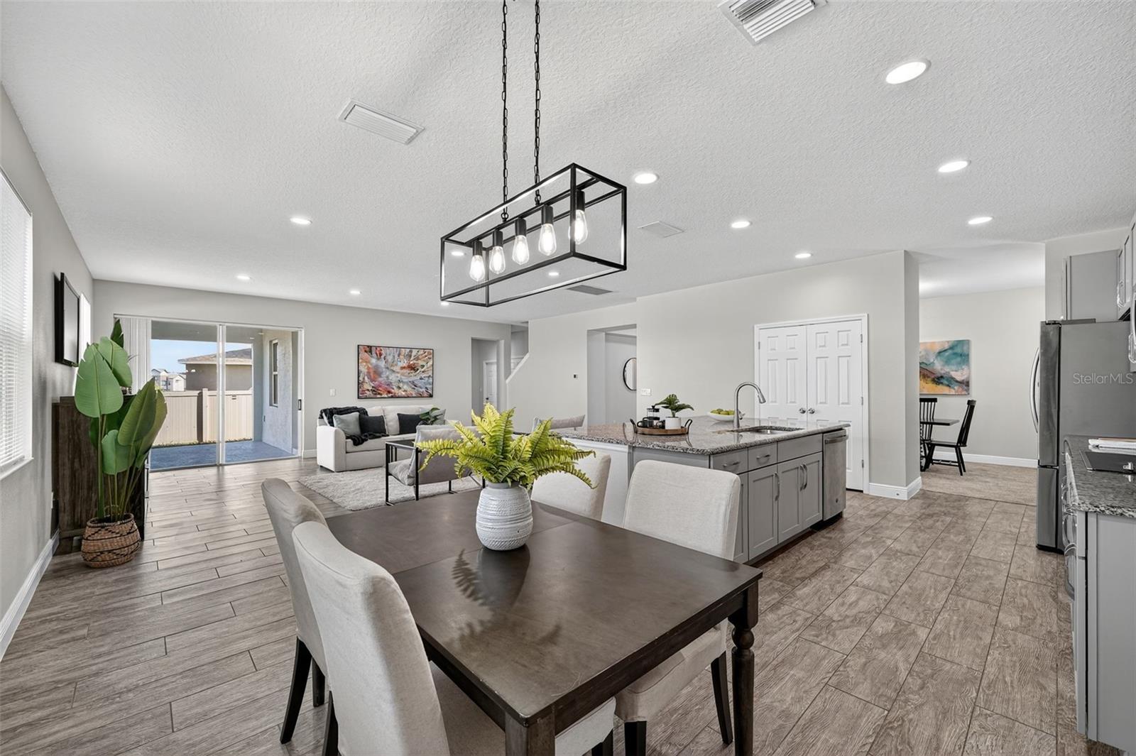 RIDGEVIEW PH 1 - Residential