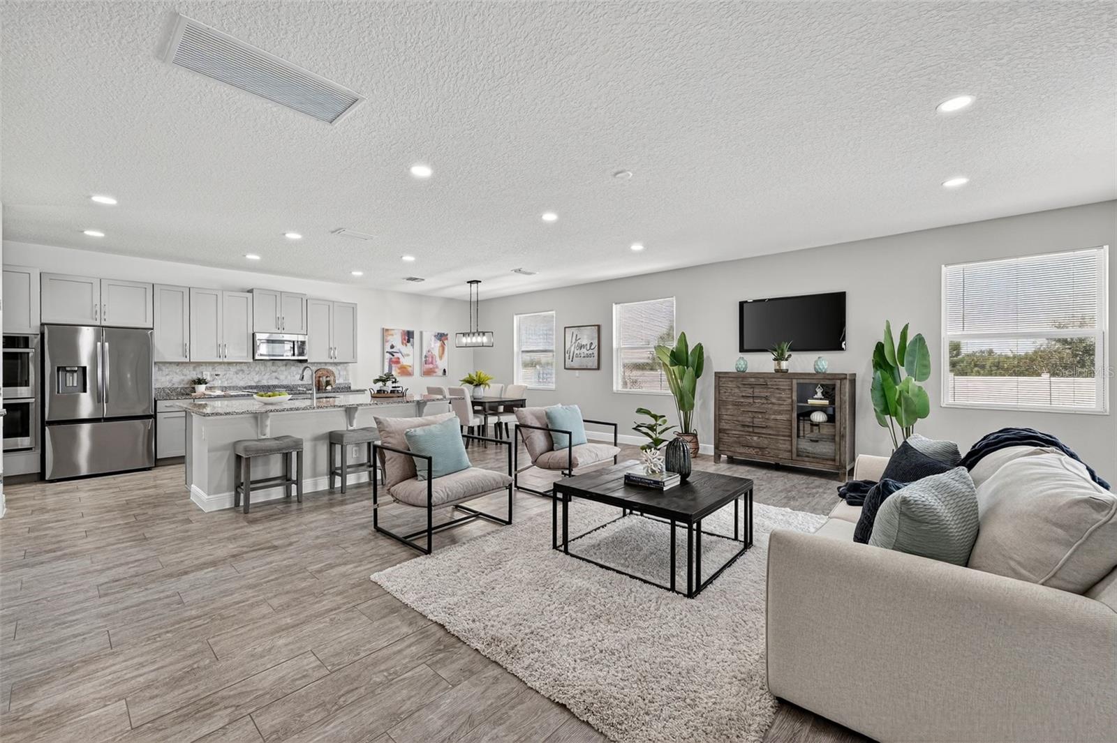 RIDGEVIEW PH 1 - Residential