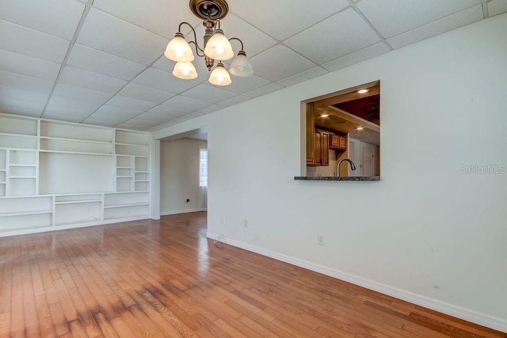 GULL-AIRE VILLAGE - Residential