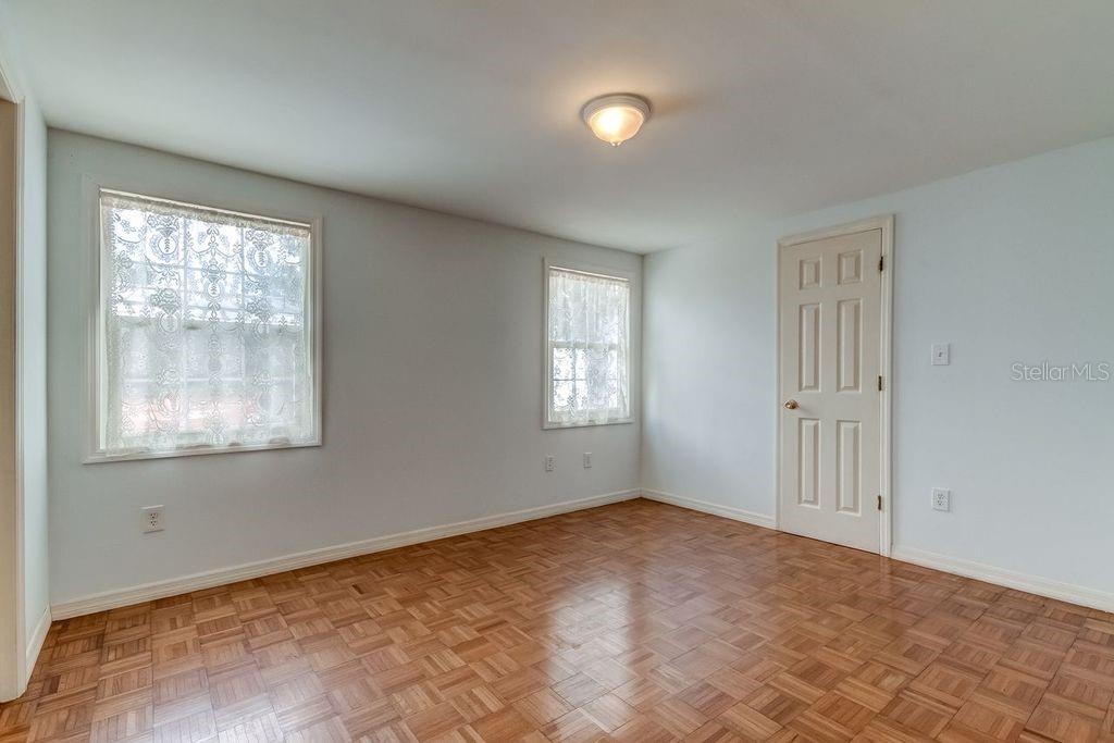 GULL-AIRE VILLAGE - Residential