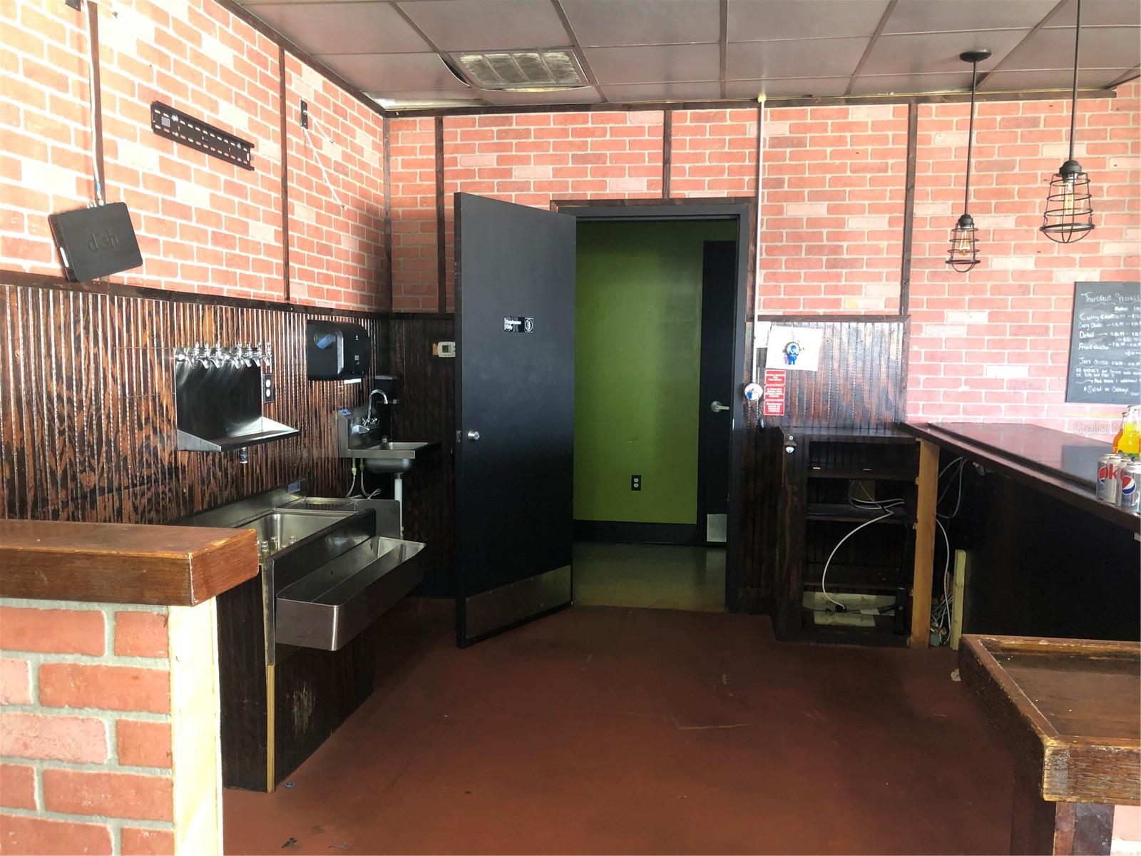 WEST SEBRING ADD - Commercial Lease