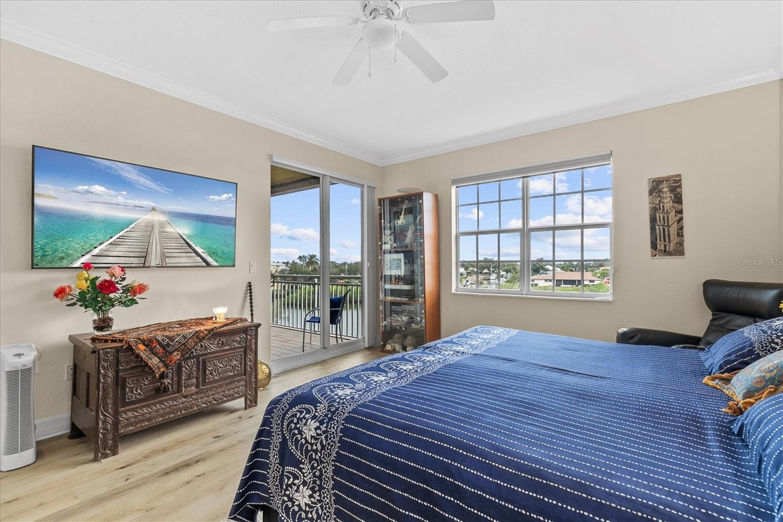 BLACKBURN HARBOR RESIDENCES - Residential