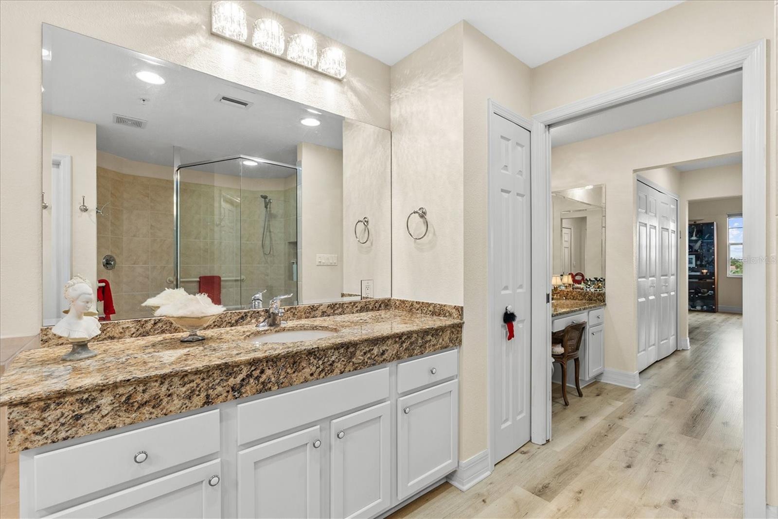 BLACKBURN HARBOR RESIDENCES - Residential