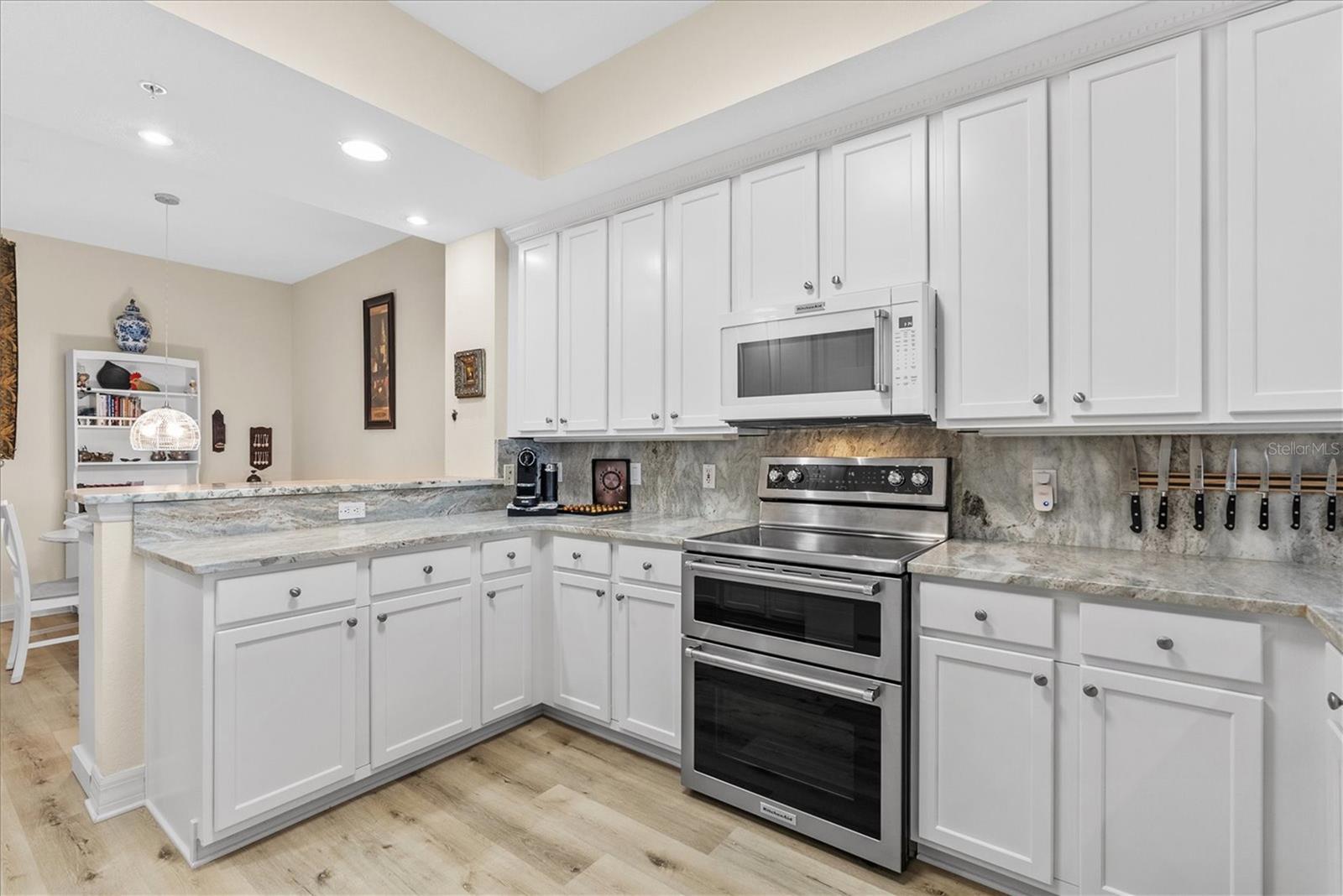 BLACKBURN HARBOR RESIDENCES - Residential