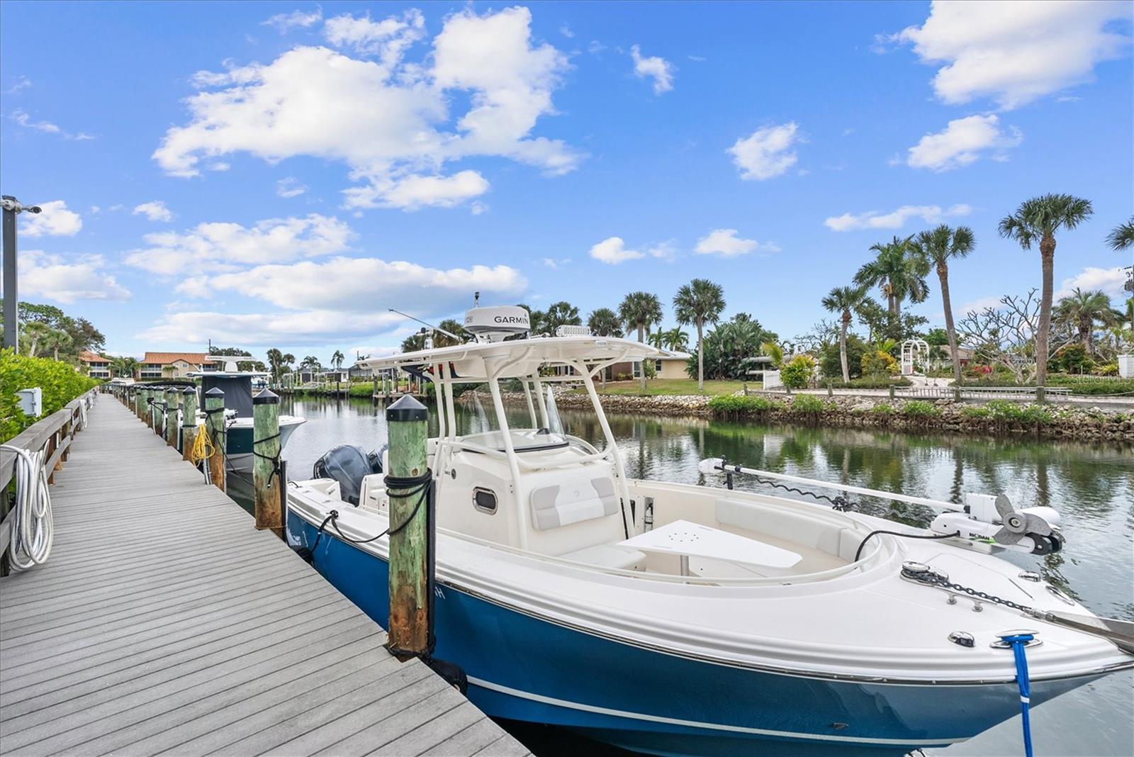 BLACKBURN HARBOR RESIDENCES - Residential