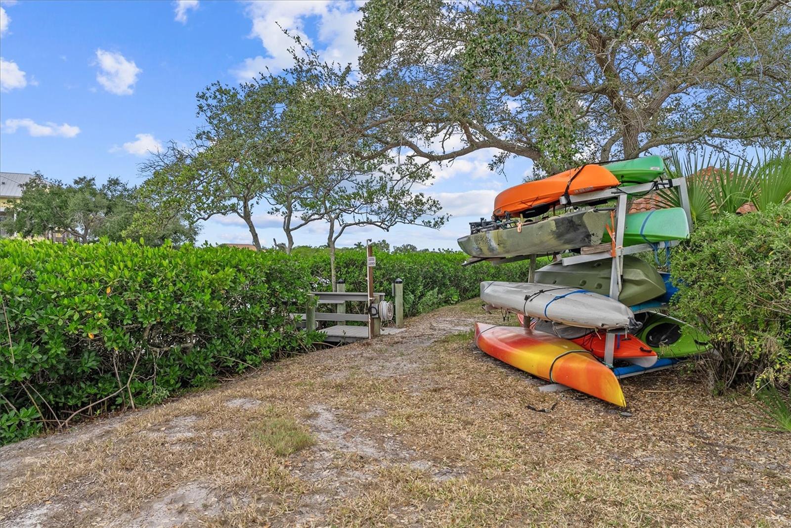 BLACKBURN HARBOR RESIDENCES - Residential
