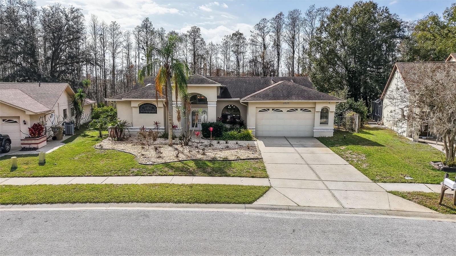 HUNTERS RIDGE - Residential