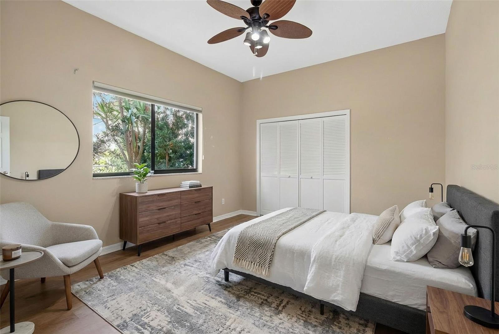 HUNTERS RIDGE - Residential