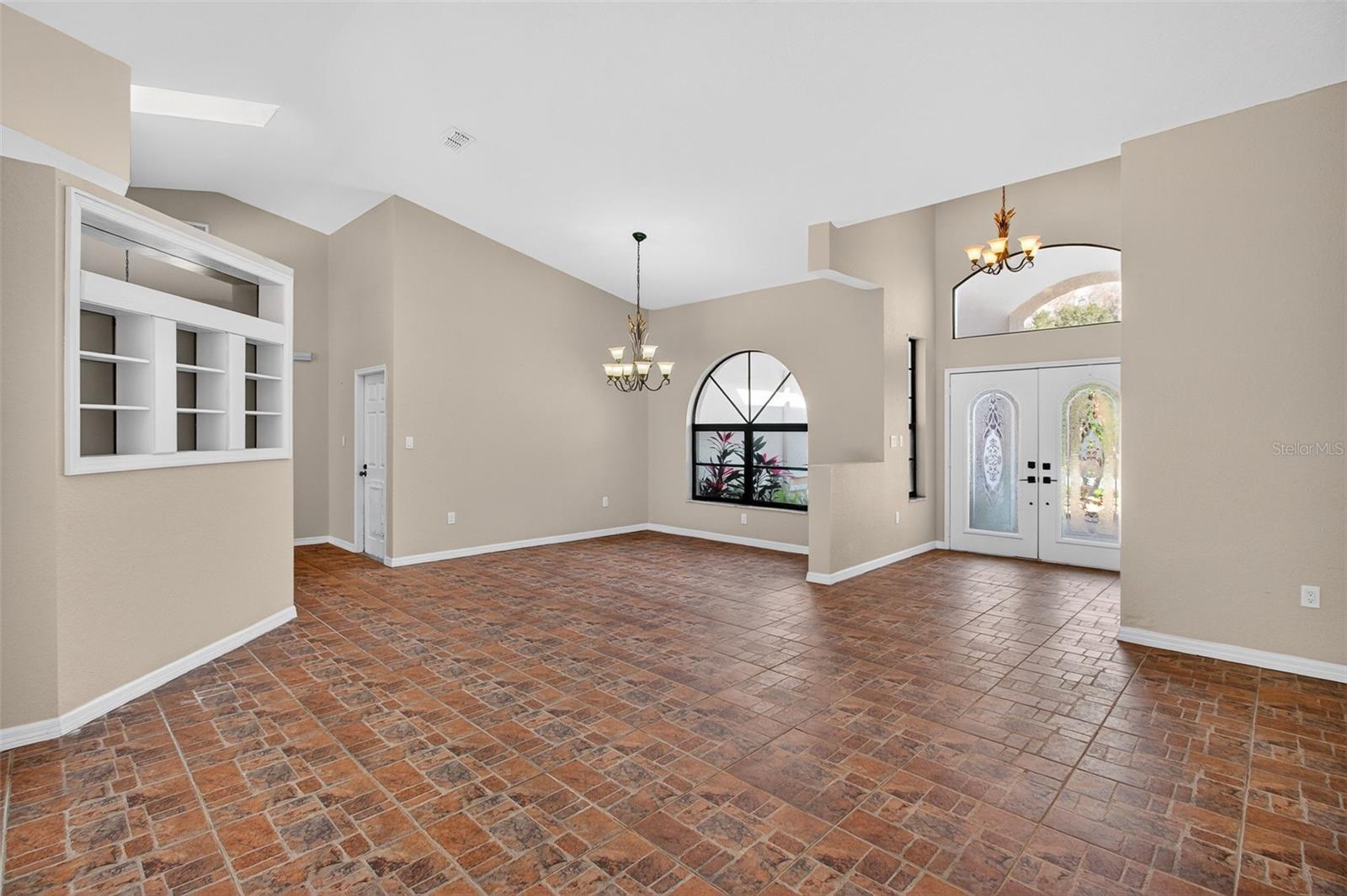 HUNTERS RIDGE - Residential