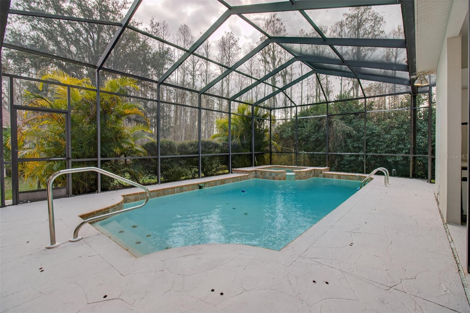 HUNTERS RIDGE - Residential