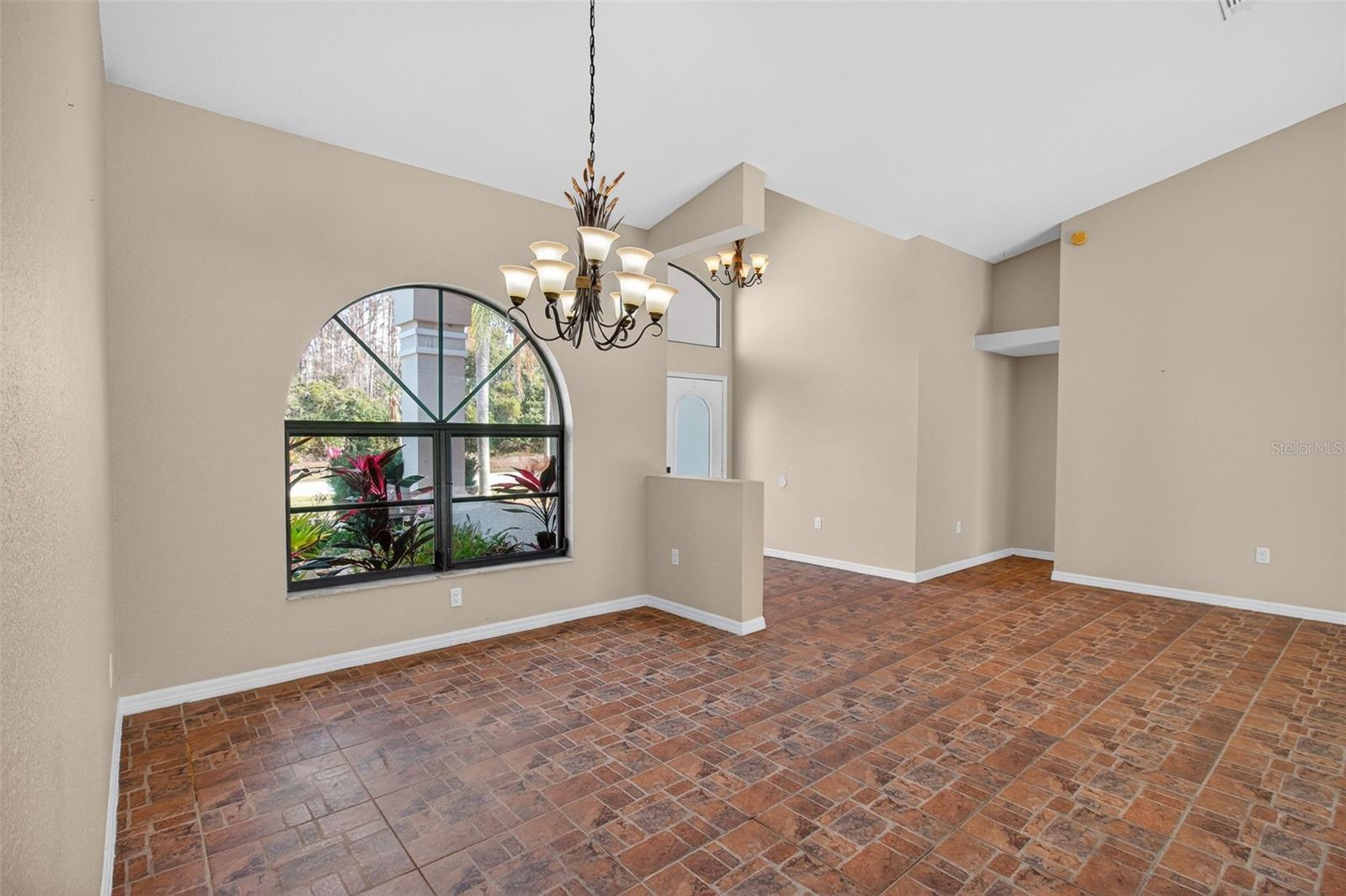 HUNTERS RIDGE - Residential