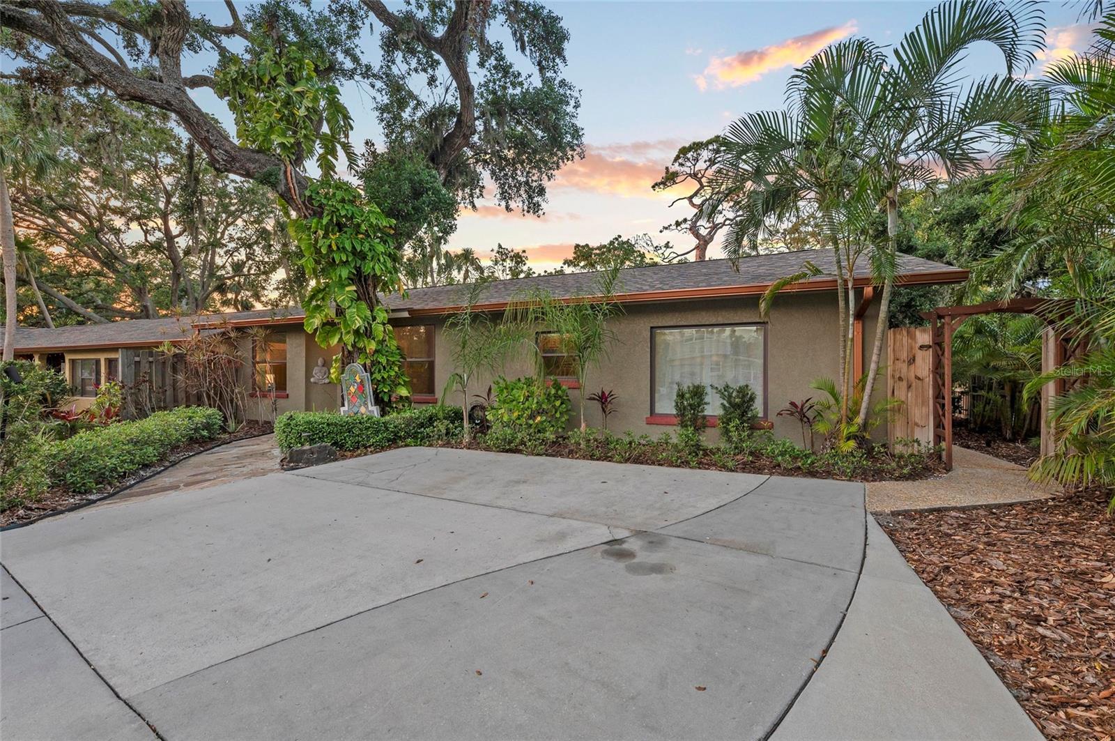 BAY HAVEN - Residential Income