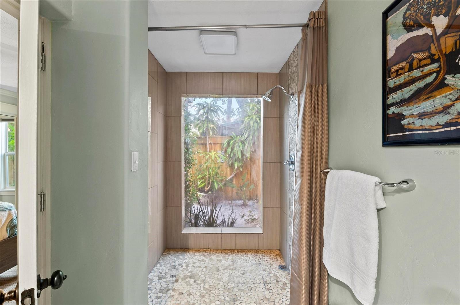 BAY HAVEN - Residential Income