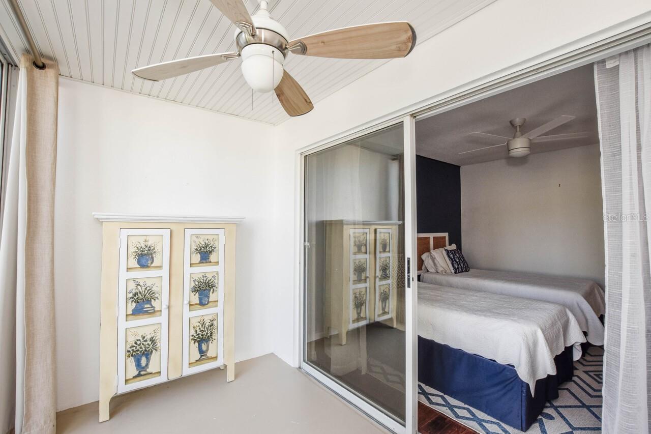 FARMINGTON VISTAS - Residential