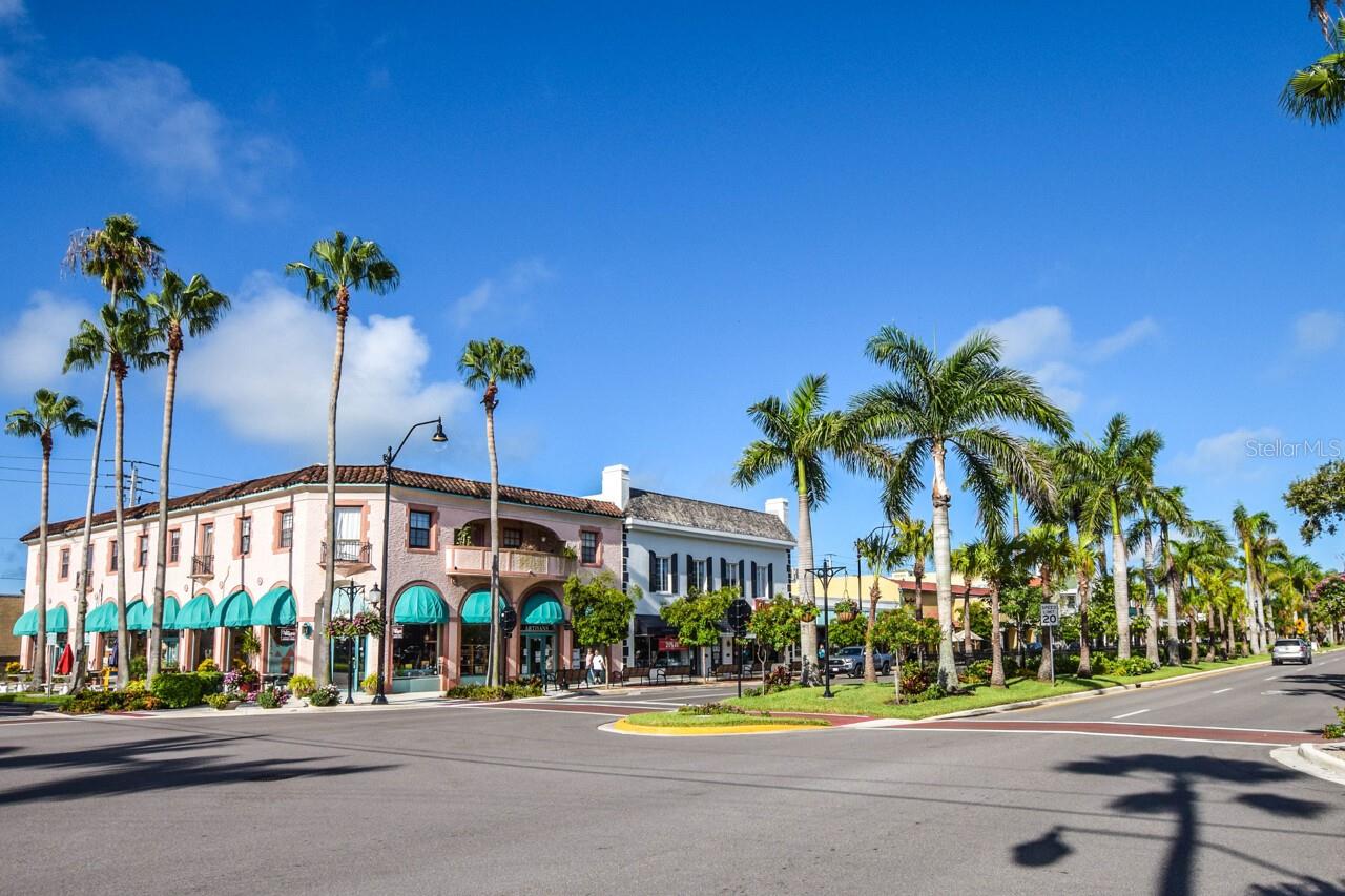 FARMINGTON VISTAS - Residential