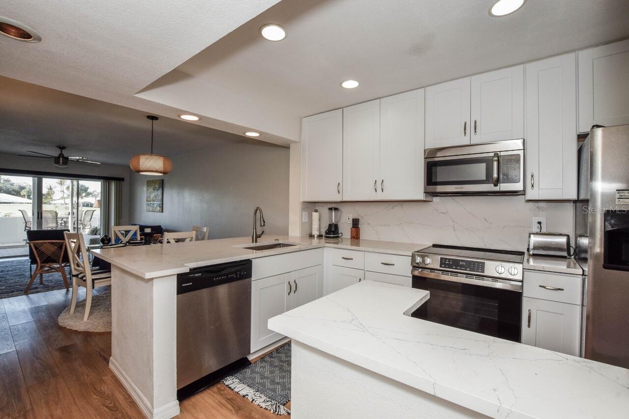 FARMINGTON VISTAS - Residential