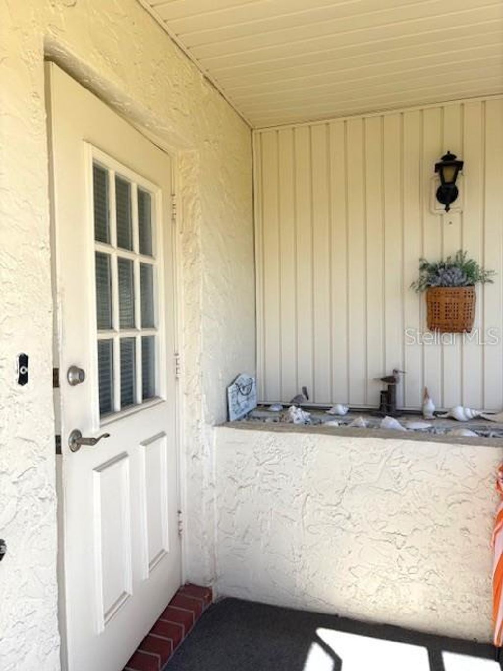 Photo of 1901 Canterbury Lane #10, Sun City Center, FL 33573 (MLS # TB8439966)