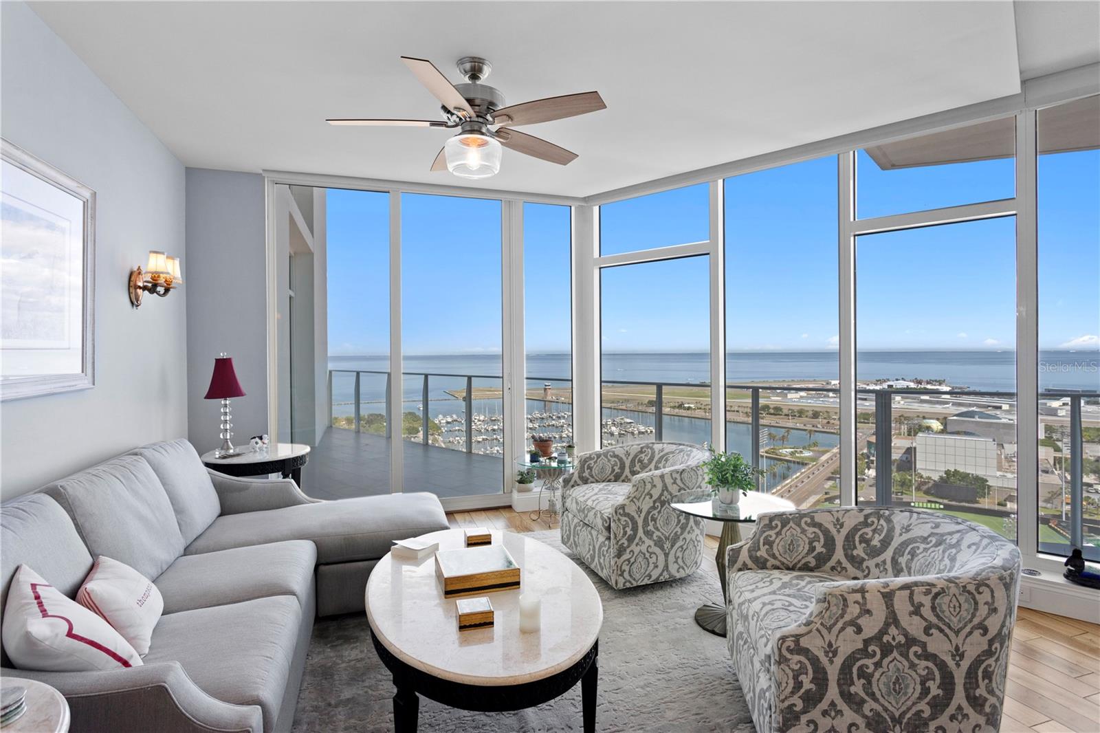 SIGNATURE PLACE CONDO - Residential