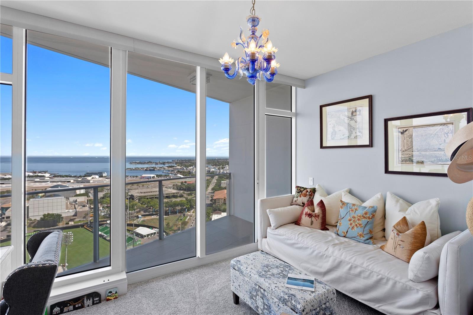 SIGNATURE PLACE CONDO - Residential