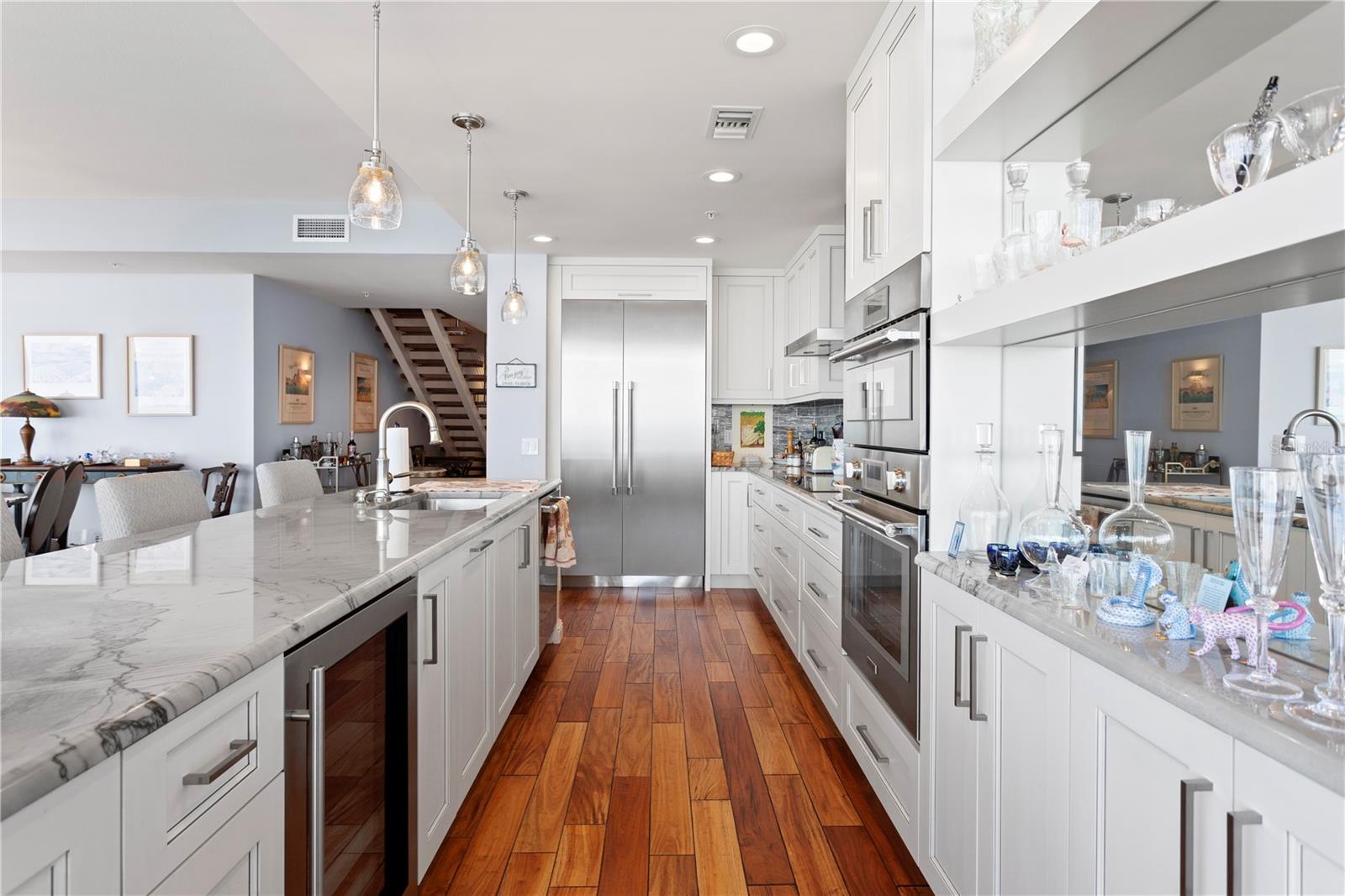 SIGNATURE PLACE CONDO - Residential
