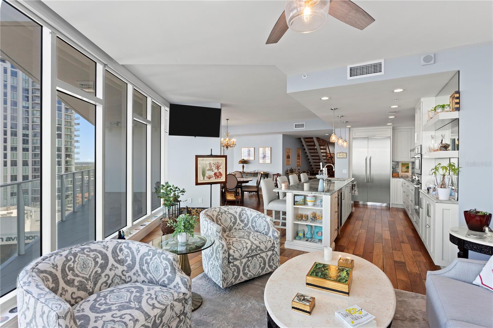 SIGNATURE PLACE CONDO - Residential