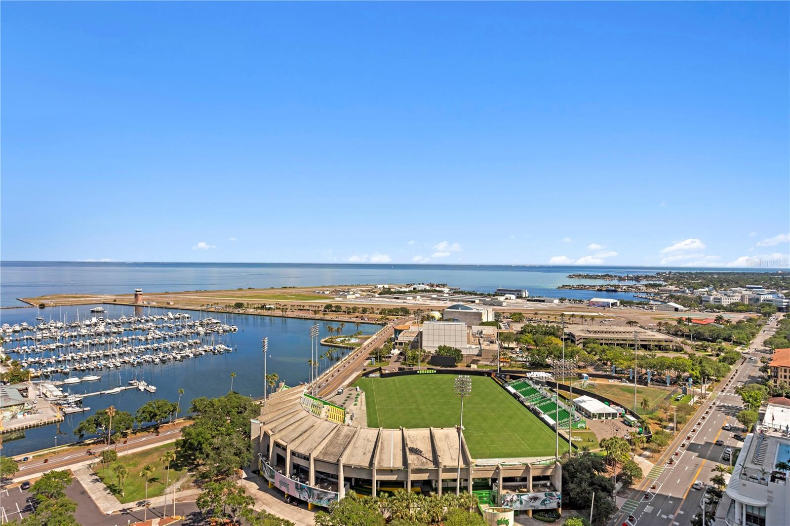 SIGNATURE PLACE CONDO - Residential