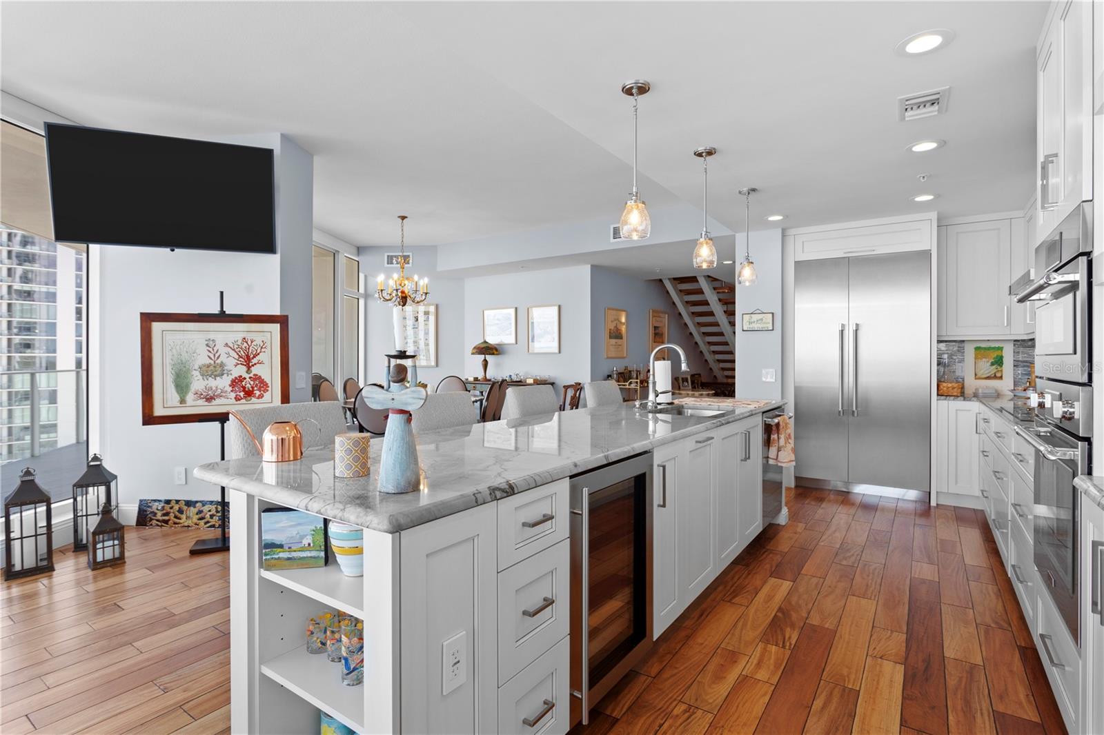 SIGNATURE PLACE CONDO - Residential