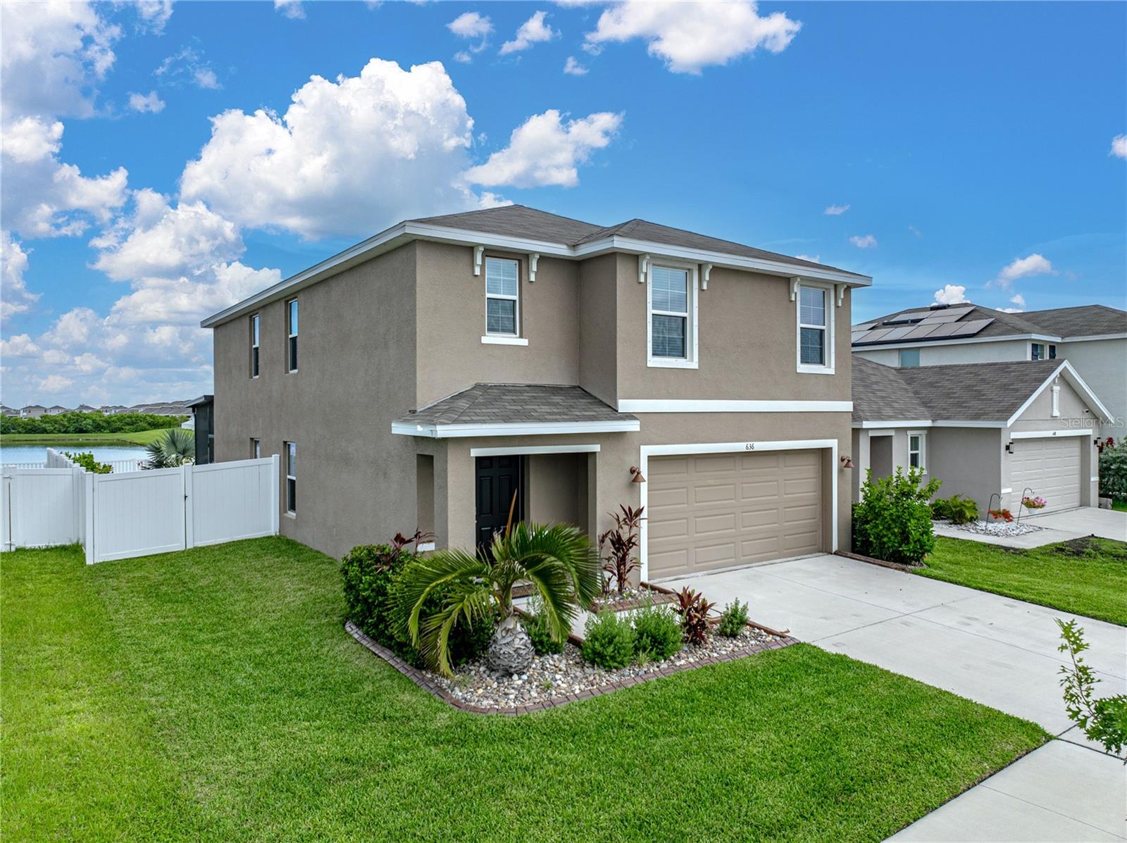 636 OLIVE CONCH STREET