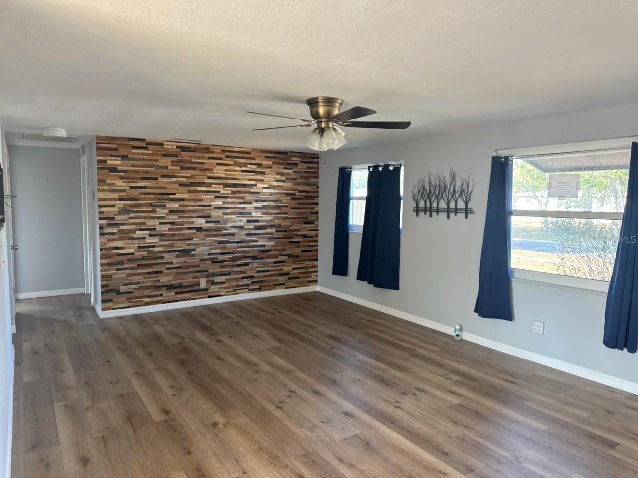 CLEARWOOD SUB 6TH ADD - Residential