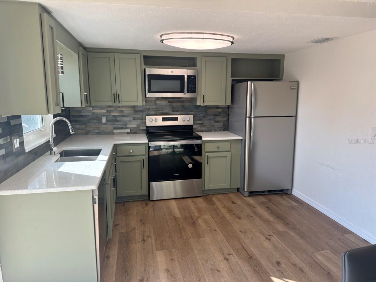 CLEARWOOD SUB 6TH ADD - Residential