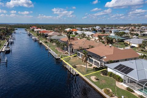 A home in PUNTA GORDA