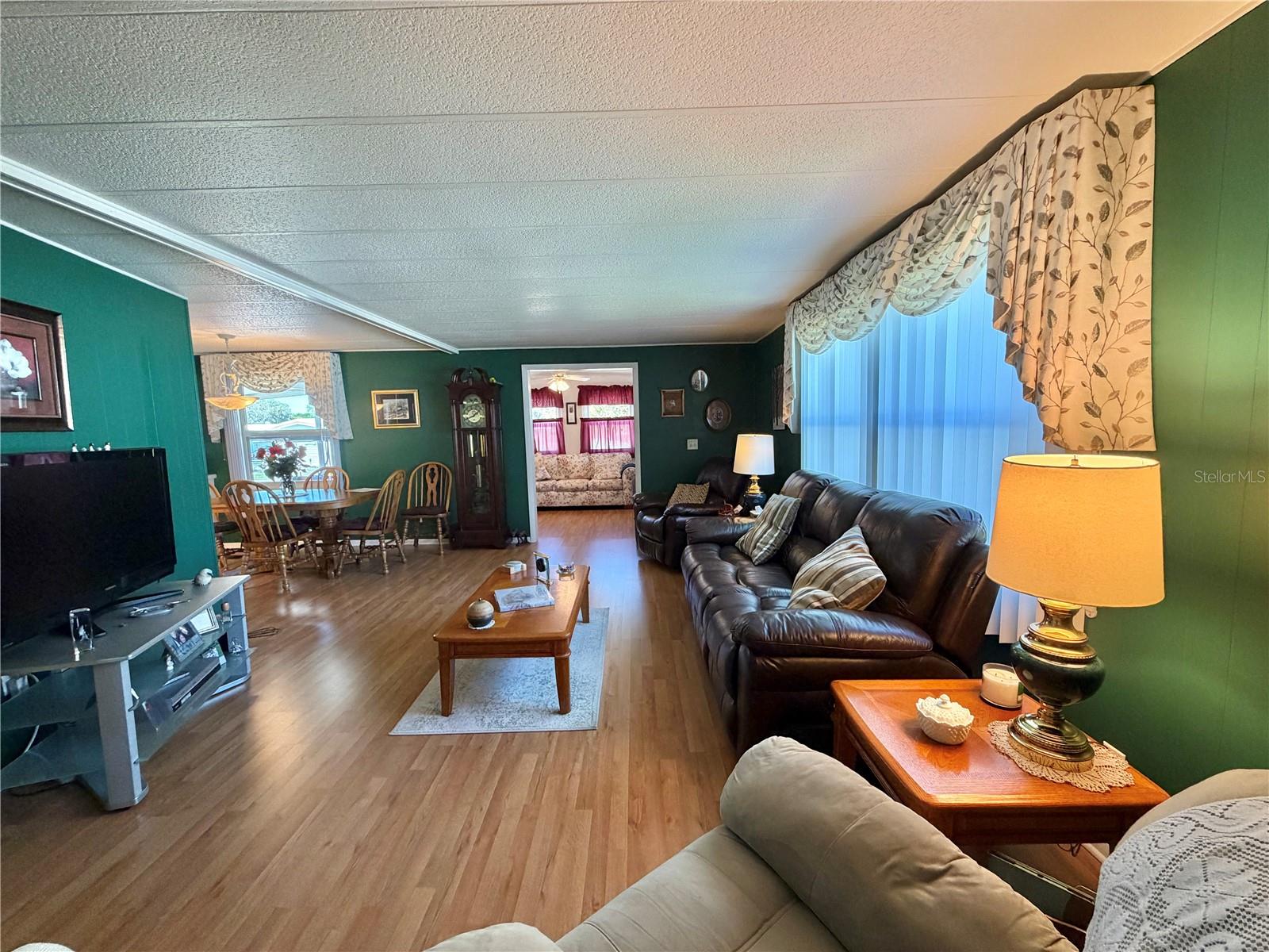 HAWTHORNE AT LEESBURG A COOP - Residential