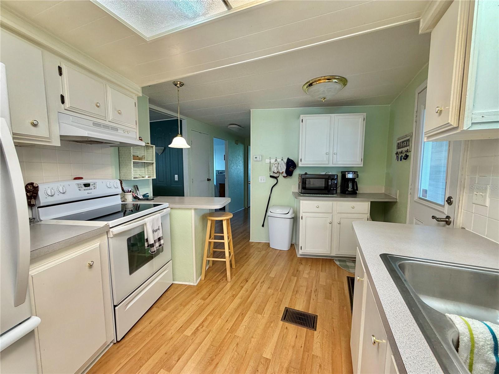 HAWTHORNE AT LEESBURG A COOP - Residential