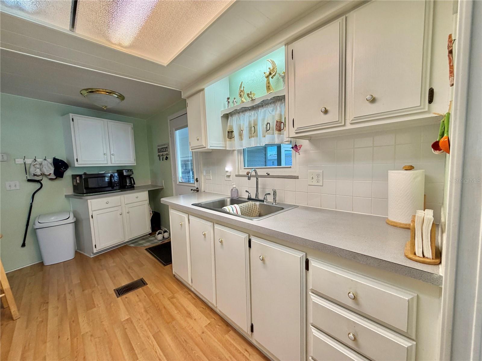 HAWTHORNE AT LEESBURG A COOP - Residential