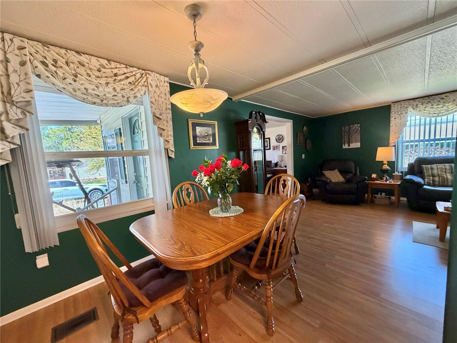 HAWTHORNE AT LEESBURG A COOP - Residential