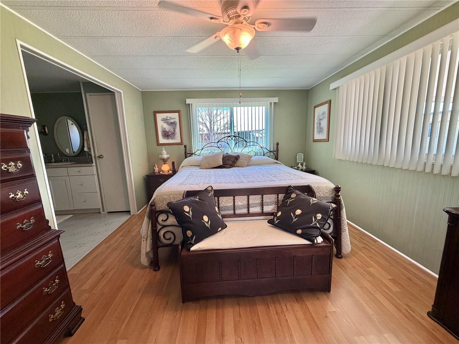 HAWTHORNE AT LEESBURG A COOP - Residential