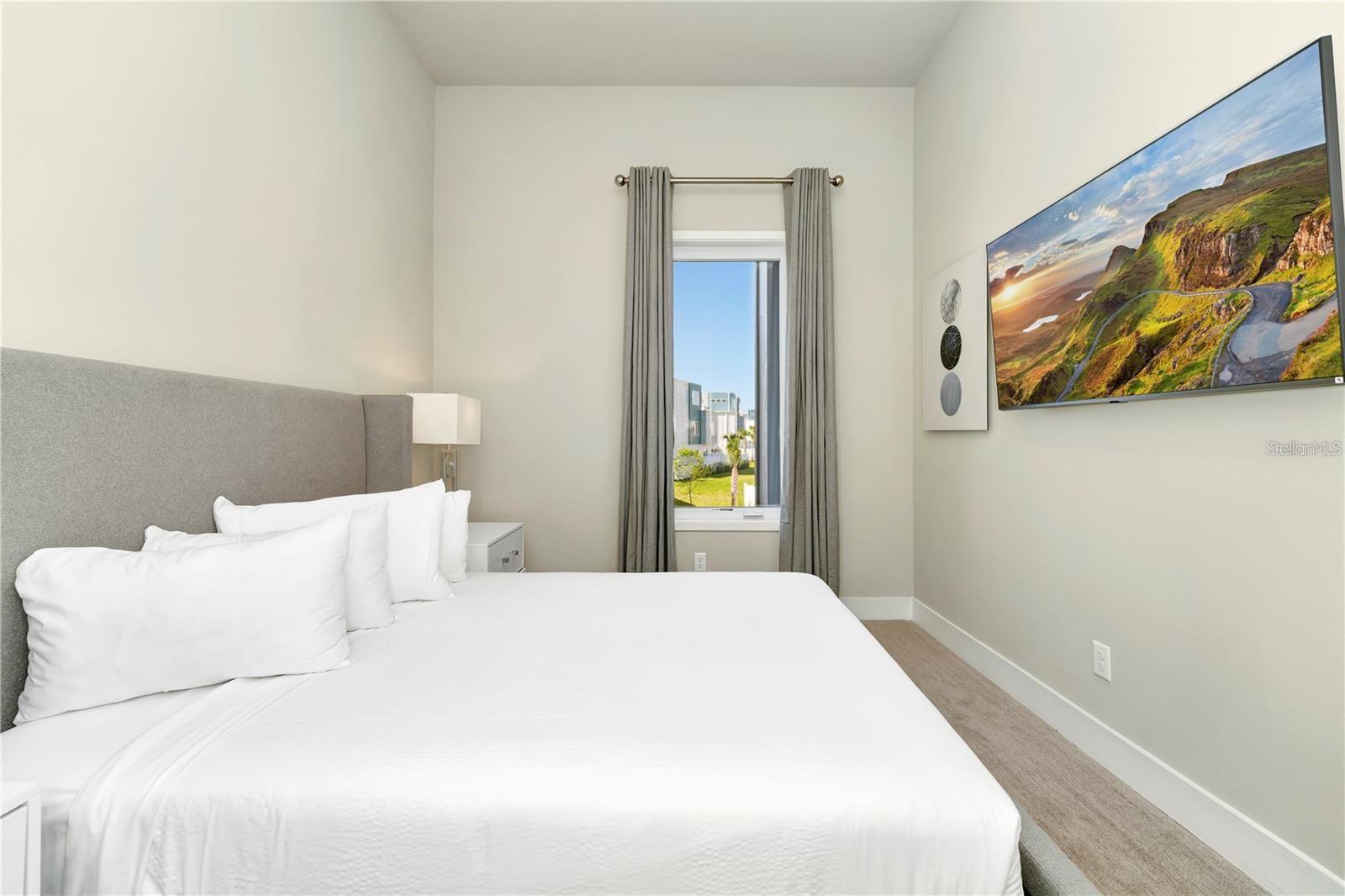 SPECTRUM AT REUNION CONDO PH 12 - Residential