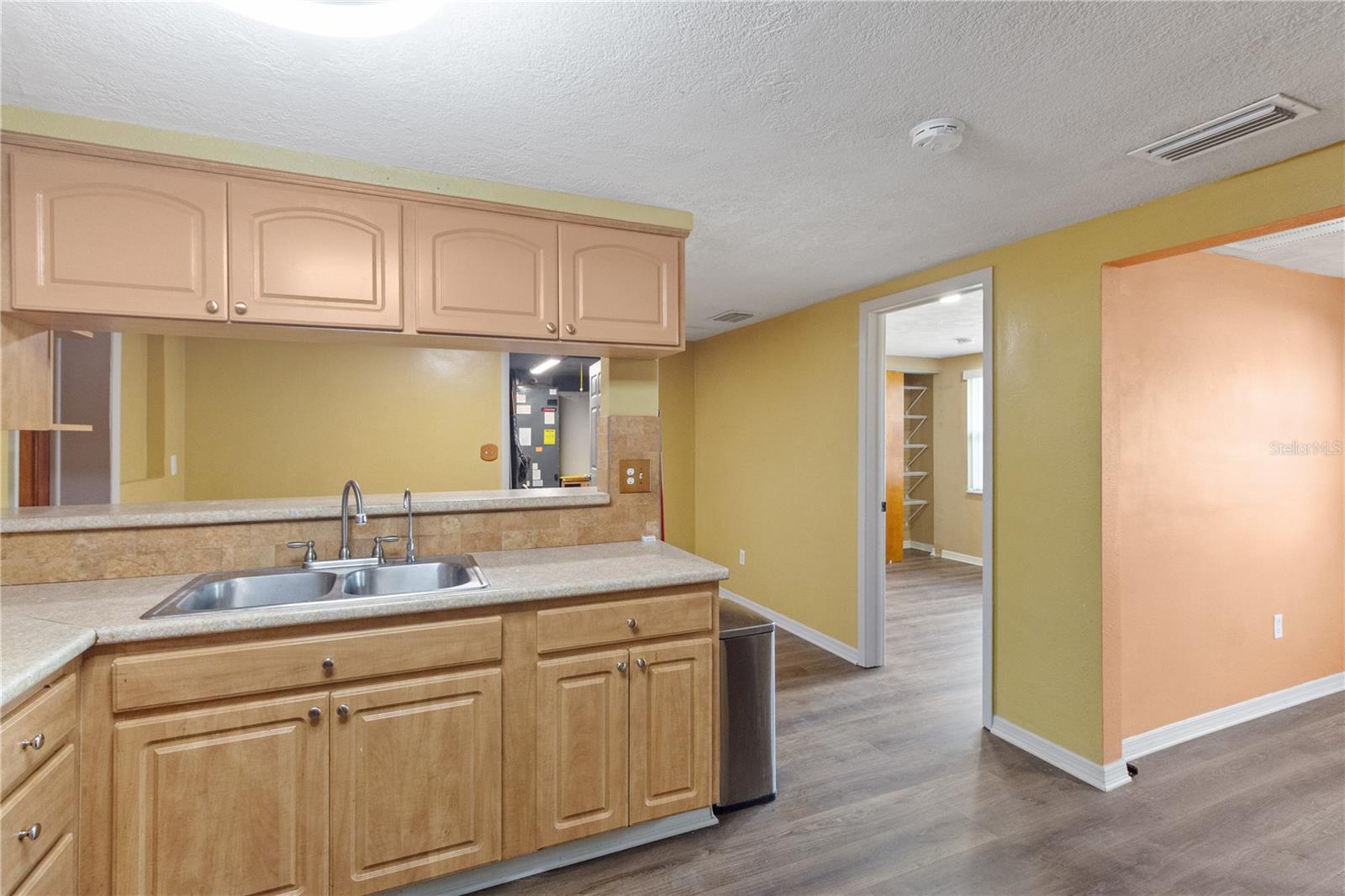 ALOHA GARDENS - Residential